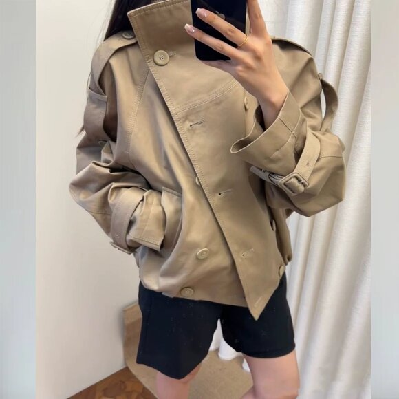 Acne Studios belted buttoned coat - Picture 2 of 11